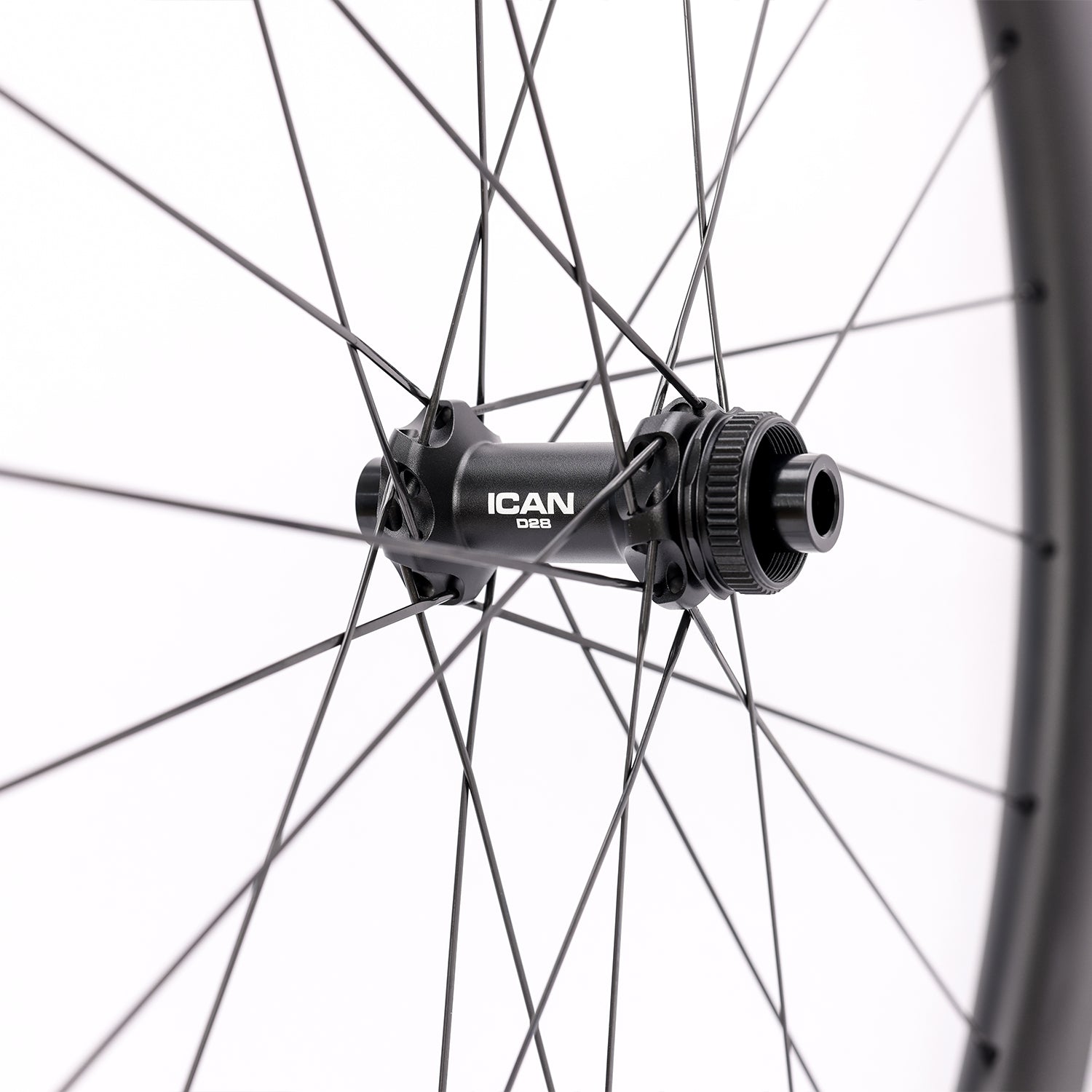 G40 700C  1320g